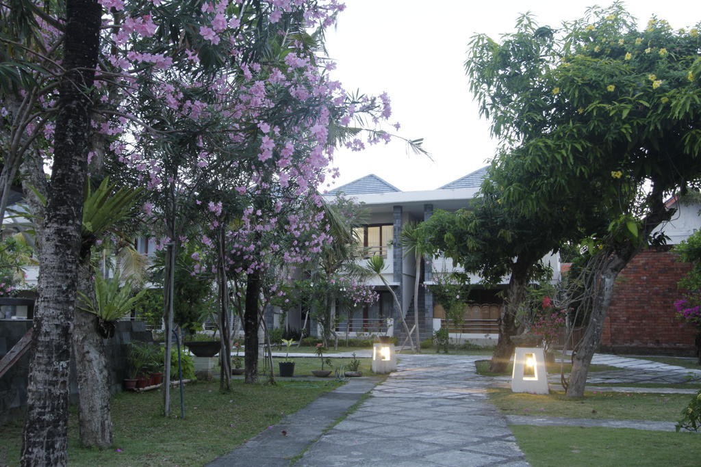Alit Beach Resort And Villas Sanur Zewnętrze zdjęcie