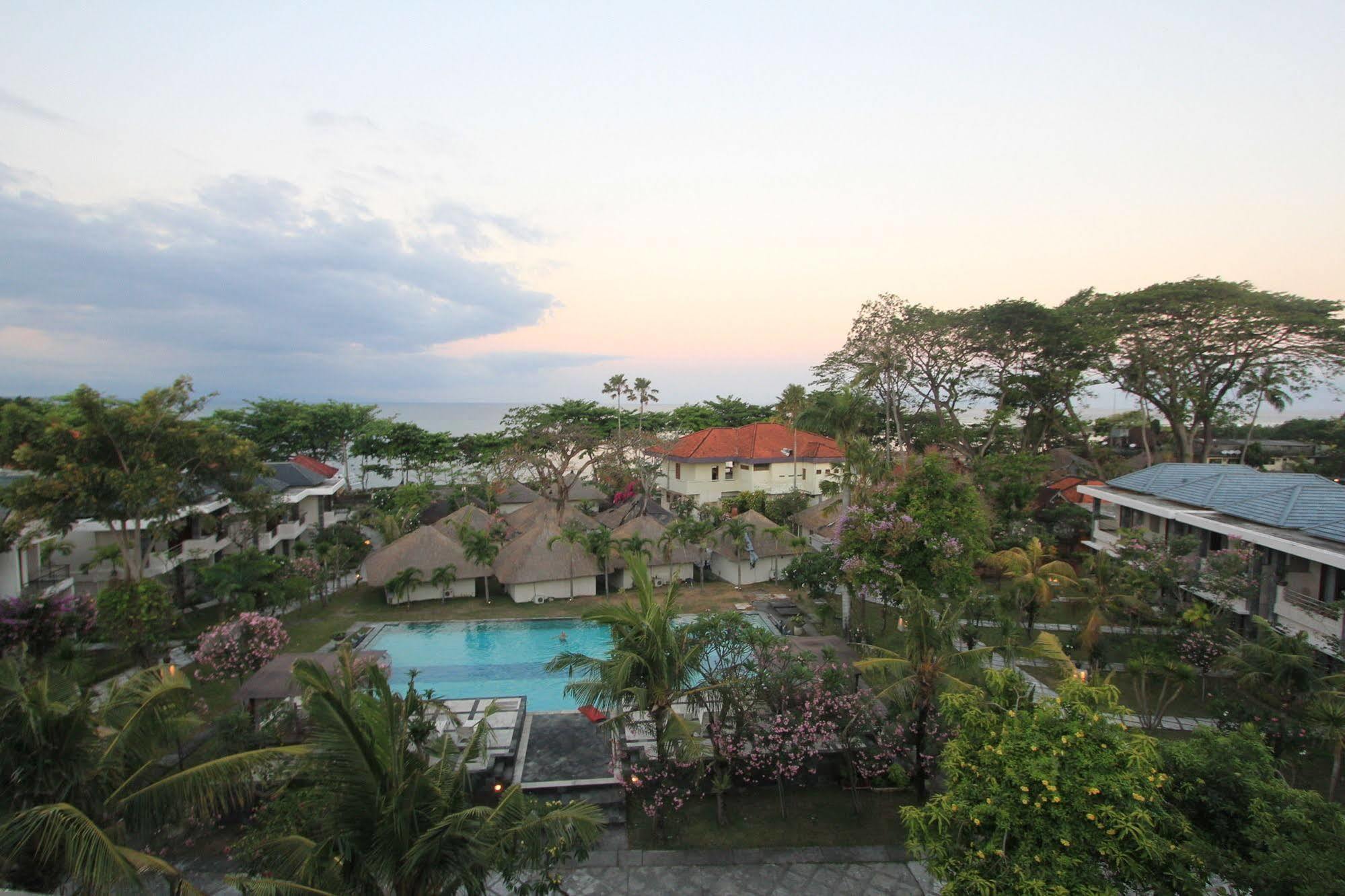 Alit Beach Resort And Villas Sanur Zewnętrze zdjęcie