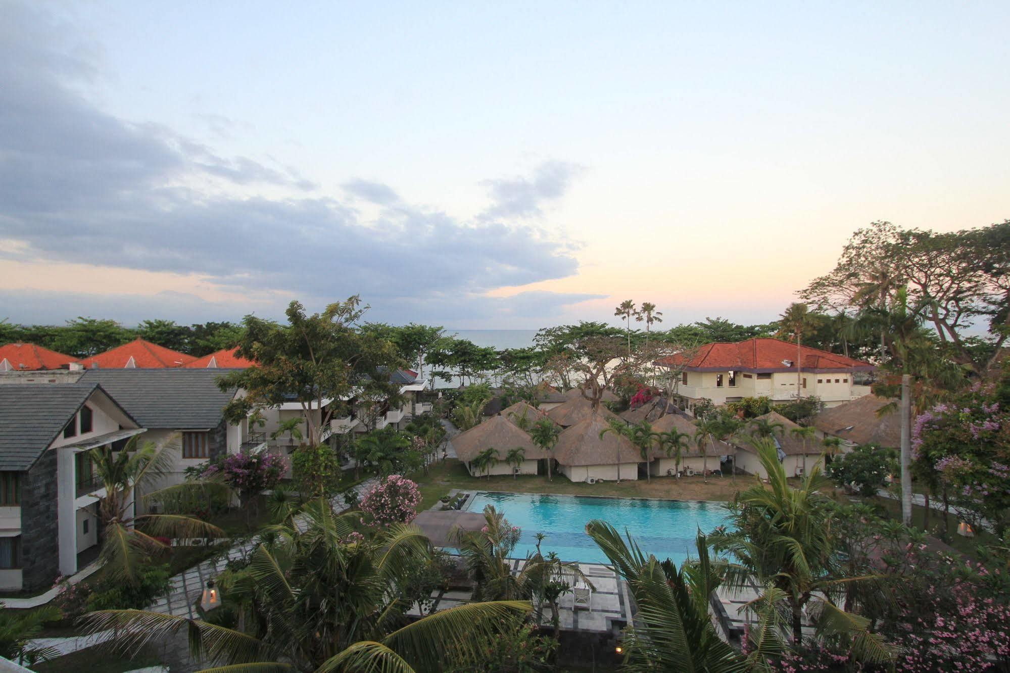 Alit Beach Resort And Villas Sanur Zewnętrze zdjęcie